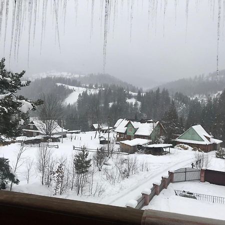 Котедж "Relax" Mikuliczyn Zewnętrze zdjęcie